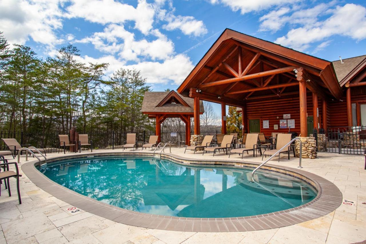 The Bear Paw Palace Mtn View And Community Pools Pigeon Forge Ngoại thất bức ảnh