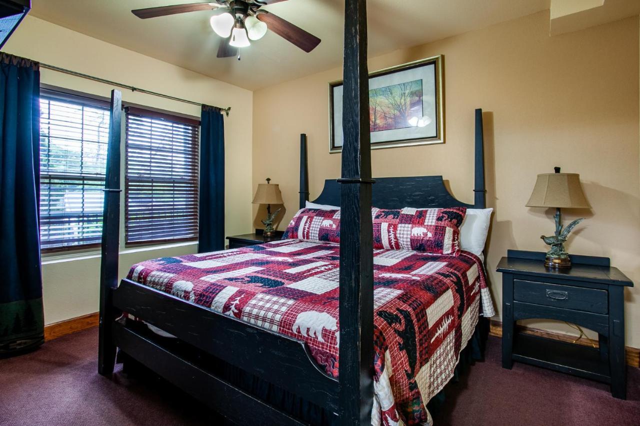 The Bear Paw Palace Mtn View And Community Pools Pigeon Forge Ngoại thất bức ảnh
